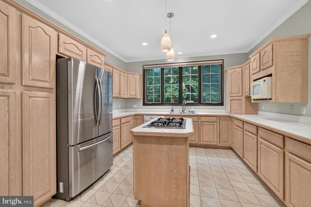 7 TURLEY, North Potomac, MD 20878