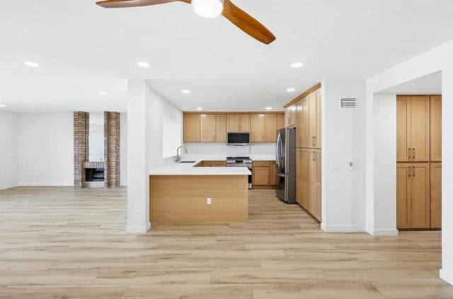 43 Montego Court, Coronado, CA 92118