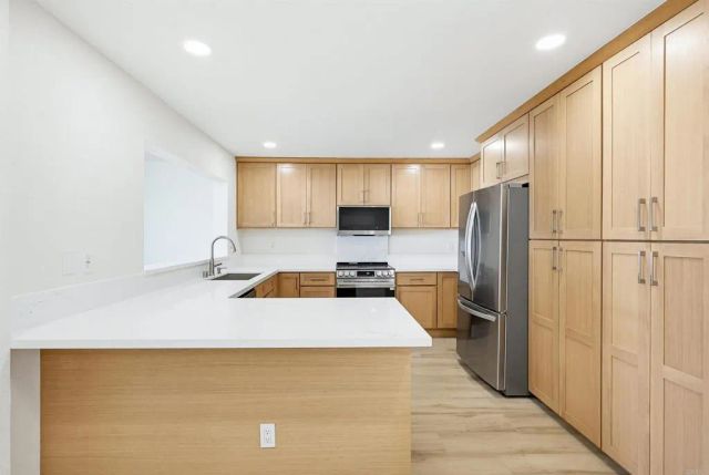 43 Montego Court, Coronado, CA 92118