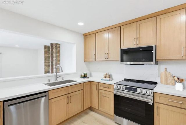 43 Montego Court, Coronado, CA 92118