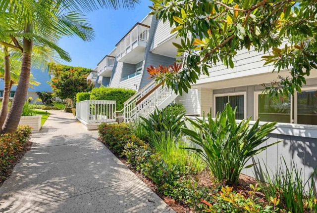 43 Montego Court, Coronado, CA 92118