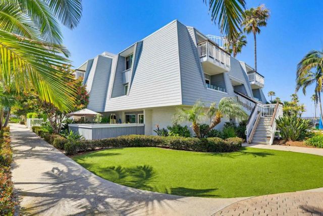 43 Montego Court, Coronado, CA 92118