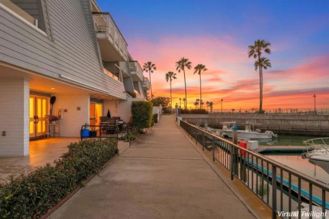 43 Montego Court, Coronado, CA 92118
