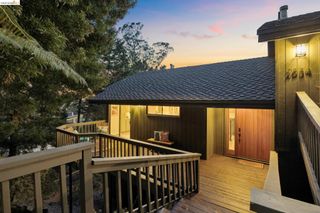 2534 Carisbrook Dr, Oakland, CA 94611