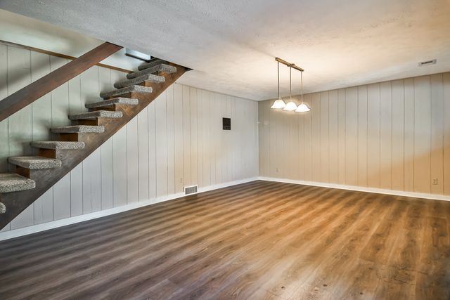 9525 BRENDA Drive, Roscoe, IL 61073