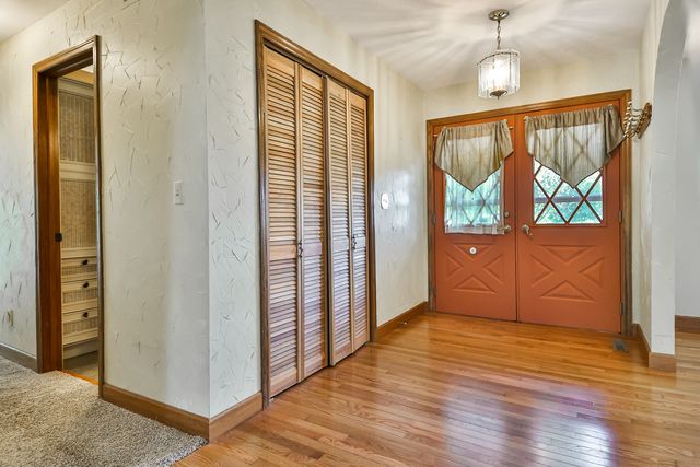 9525 BRENDA Drive, Roscoe, IL 61073