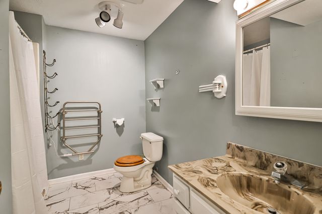 9525 BRENDA Drive, Roscoe, IL 61073