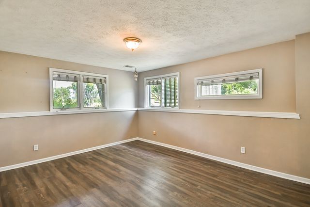 9525 BRENDA Drive, Roscoe, IL 61073