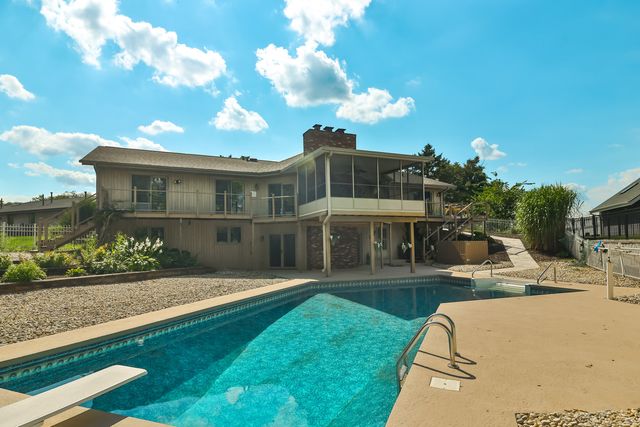 9525 BRENDA Drive, Roscoe, IL 61073