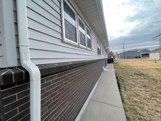 318 Iowa Avenue, Stratton, CO 80836