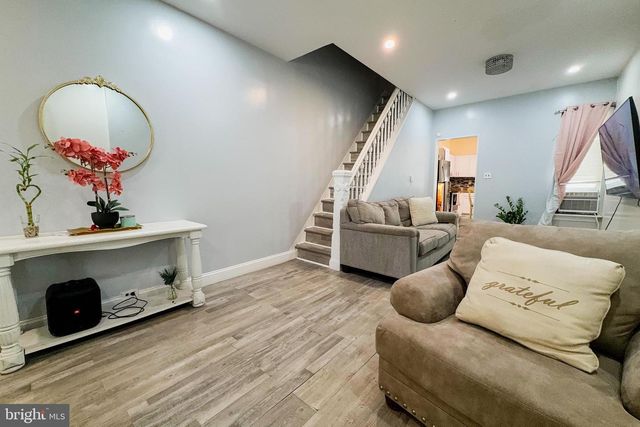 1142 CHURCH ST, Reading, PA 19601