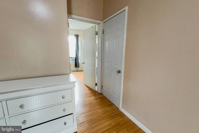 1142 CHURCH ST, Reading, PA 19601