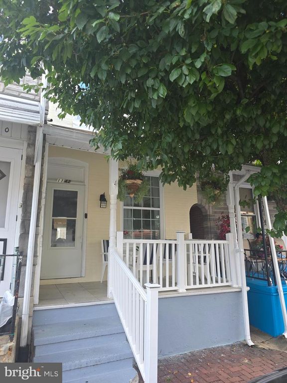 1142 CHURCH ST, Reading, PA 19601