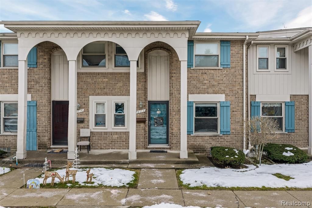 8114 Clay Court, Sterling Heights, MI 48313