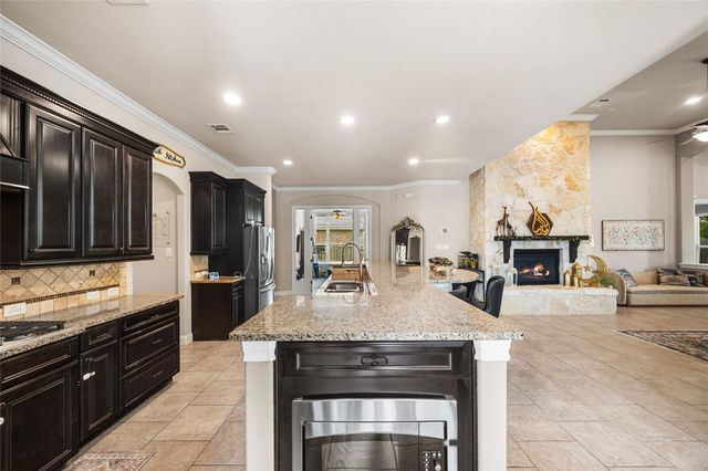 9614 Blackberry Terrace Drive, Spring, TX 77379