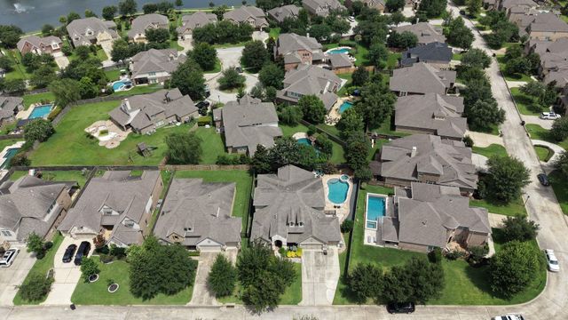 9614 Blackberry Terrace Drive, Spring, TX 77379