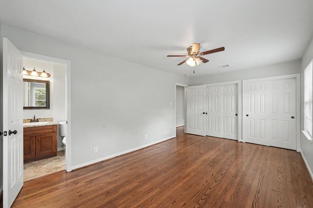 9613 Westview Drive, Houston, TX 77055