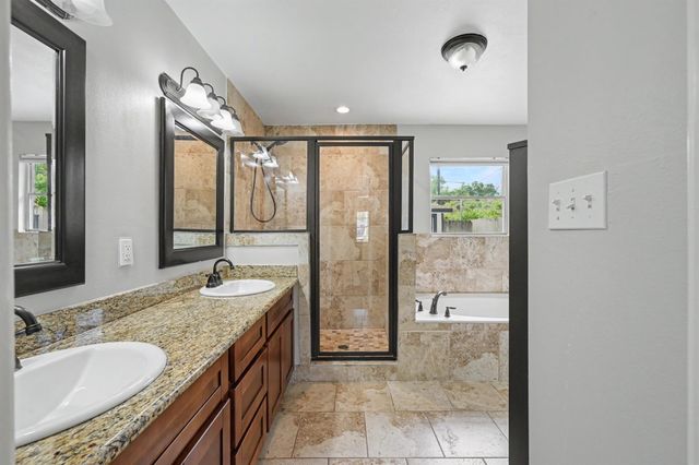 9613 Westview Drive, Houston, TX 77055