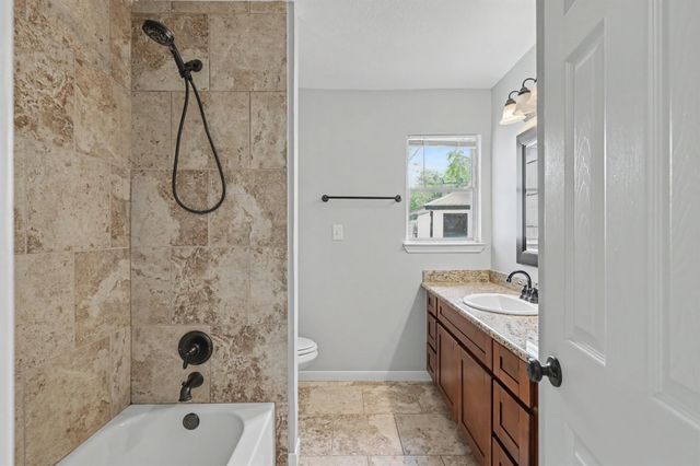 9613 Westview Drive, Houston, TX 77055