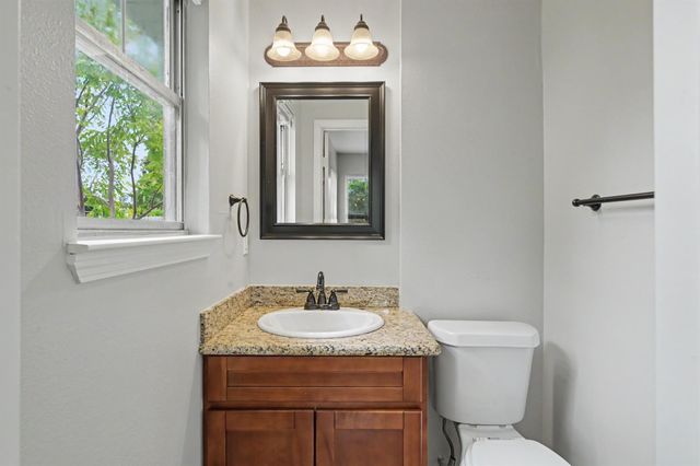9613 Westview Drive, Houston, TX 77055