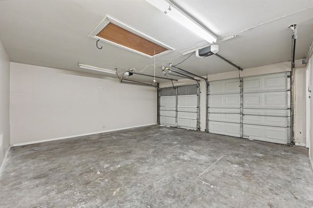 9613 Westview Drive, Houston, TX 77055