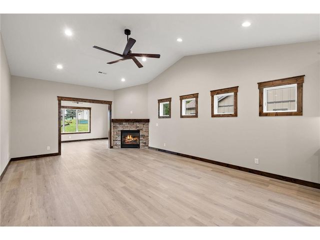 1043 Legend Lane, River Falls, WI 54022