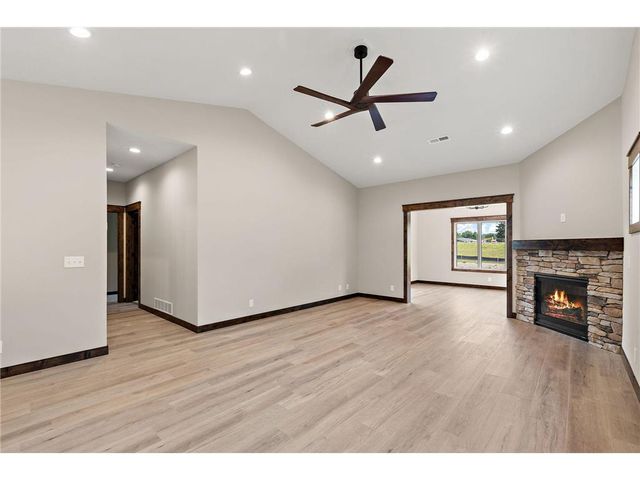 1043 Legend Lane, River Falls, WI 54022