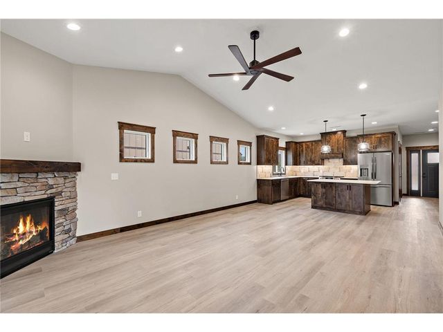 1043 Legend Lane, River Falls, WI 54022