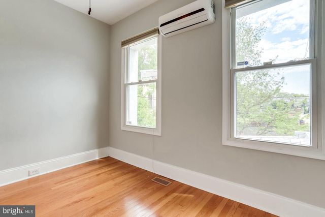 1417 G ST NE, Washington, DC 20002