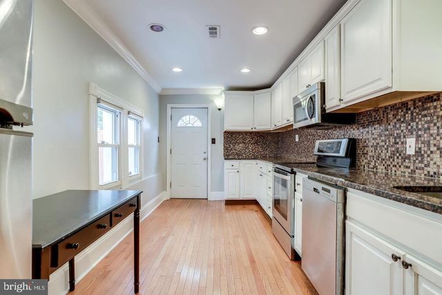 1417 G ST NE, Washington, DC 20002