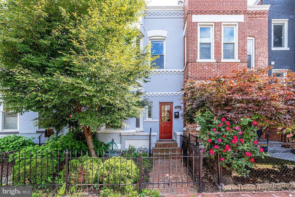 1417 G ST NE, Washington, DC 20002