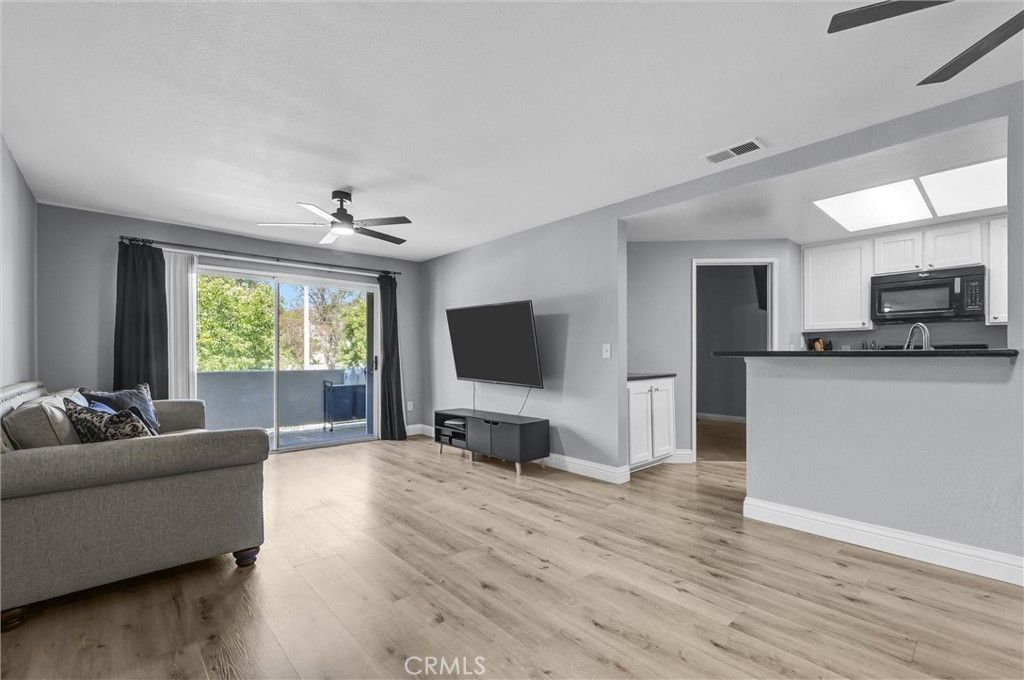 16377 Lakeshore 2B, Lake Elsinore, CA 92530 — photo 2