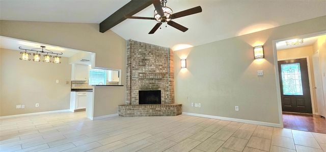 22 W Broken Oak Court, The Woodlands, TX 77381