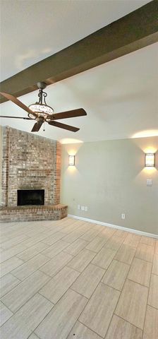 22 W Broken Oak Court, The Woodlands, TX 77381