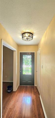22 W Broken Oak Court, The Woodlands, TX 77381