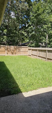 22 W Broken Oak Court, The Woodlands, TX 77381