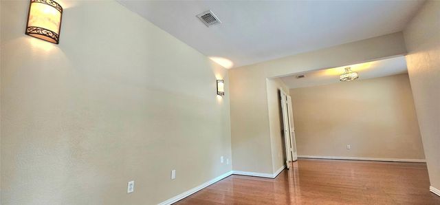 22 W Broken Oak Court, The Woodlands, TX 77381