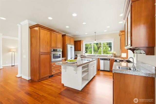 2780 S Utopian Way, Camano Island, WA 98282