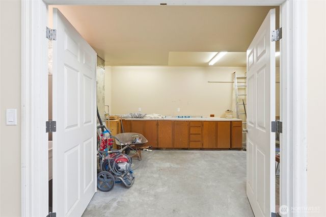 2780 S Utopian Way, Camano Island, WA 98282