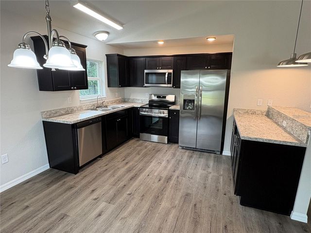 9650 NW GAINESVILLE ROAD, Ocala, FL 34475