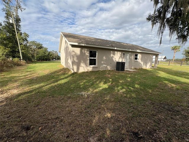 9650 NW GAINESVILLE ROAD, Ocala, FL 34475