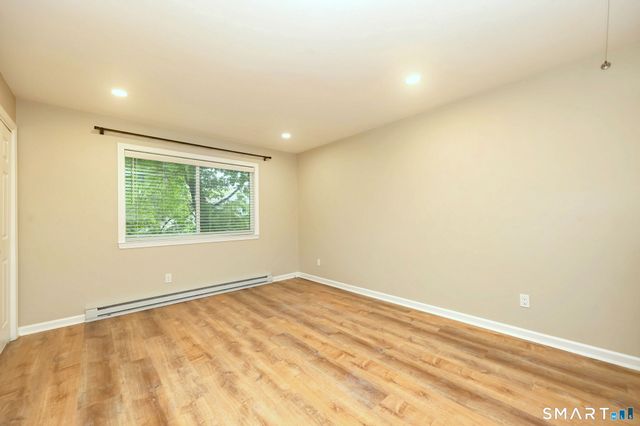 143 Columbus Place 8, Stamford, CT 06907