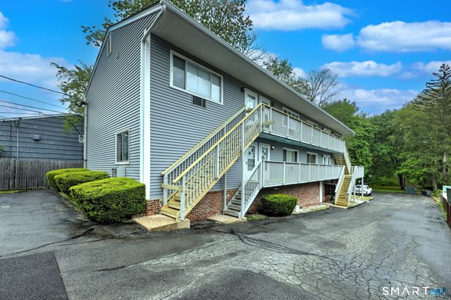 143 Columbus Place 8, Stamford, CT 06907