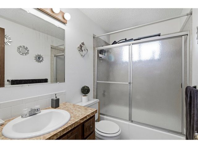 926 Red Fir Pl, Loveland, CO 80538