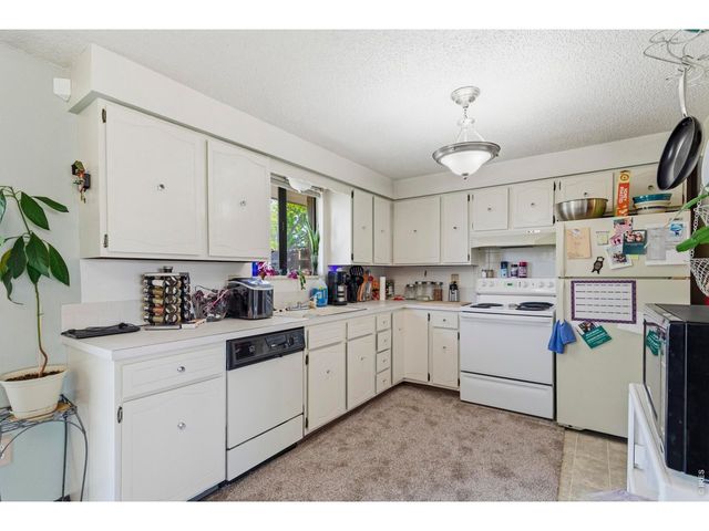 926 Red Fir Pl, Loveland, CO 80538