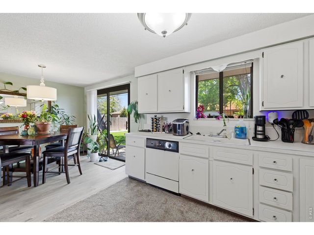 926 Red Fir Pl, Loveland, CO 80538