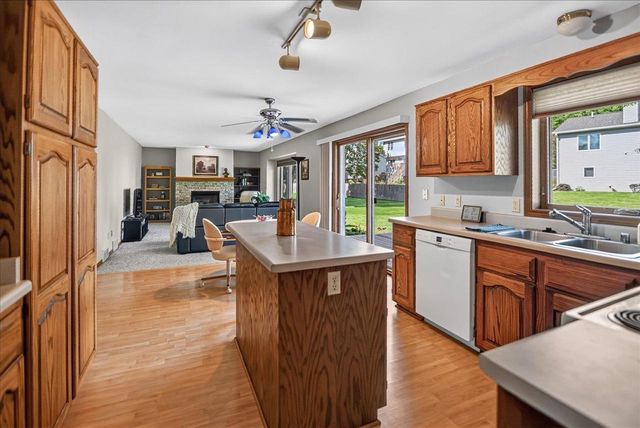 1210 Artisan Drive, Madison, WI 53704