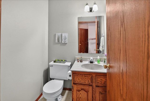1210 Artisan Drive, Madison, WI 53704