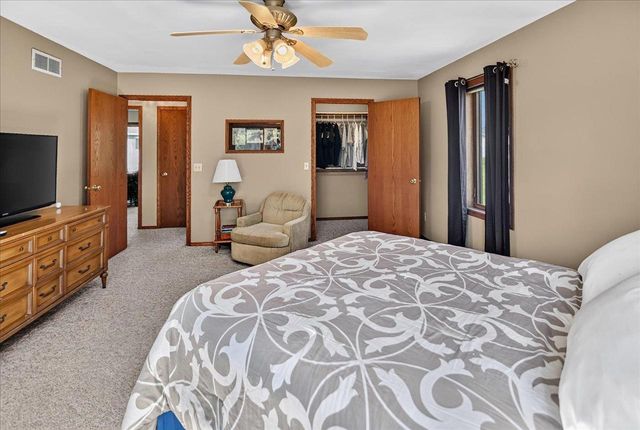 1210 Artisan Drive, Madison, WI 53704