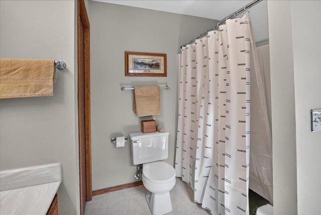 1210 Artisan Drive, Madison, WI 53704
